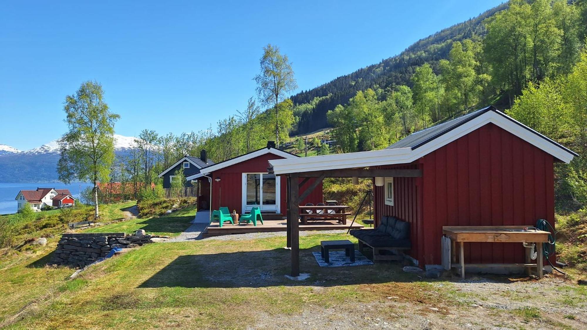 Nordfjordcabins Utvik Экстерьер фото